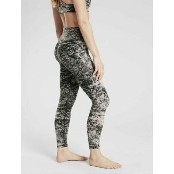 Athleta Elation Glades High Rise Tight Size XS - Picture 3 of 15